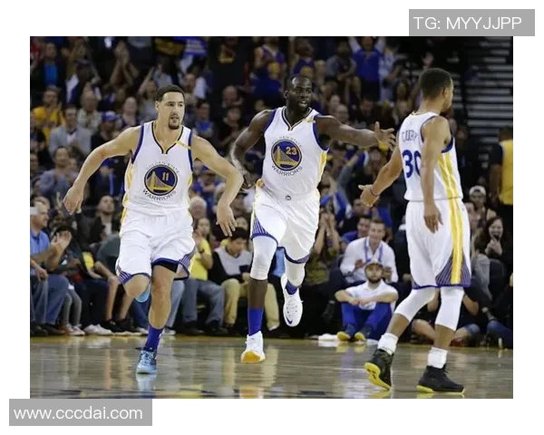 07勇士与小牛季后赛对决数据分析与精彩回顾 07勇士与小牛季后赛对决数据分析与精彩回顾