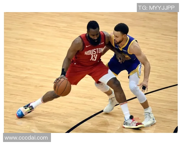 2015年NBA季后赛勇士队与对手的精彩对决回顾与分析 2015年NBA季后赛勇士队与对手的精彩对决回顾与分析