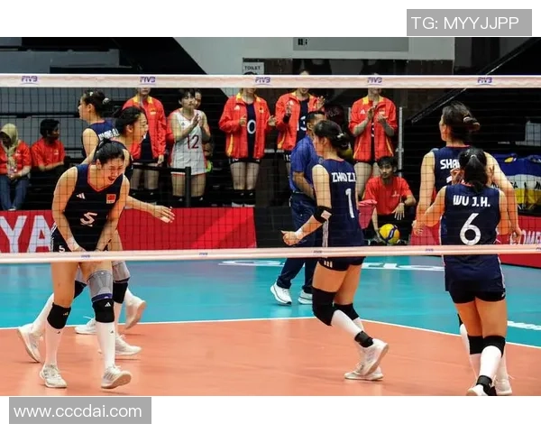 伊朗女排迎战澳大利亚队展现亚洲排球新风采与实力对决 伊朗女排迎战澳大利亚队展现亚洲排球新风采与实力对决