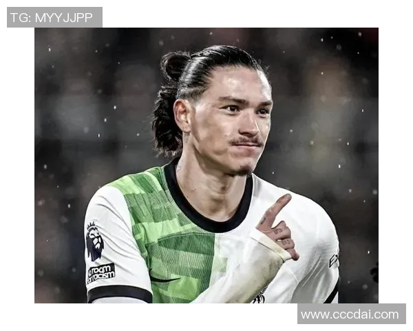 努涅斯在赛场上的精彩表现引发球迷热议成为新一代足球明星的潜力之星 努涅斯在赛场上的精彩表现引发球迷热议成为新一代足球明星的潜力之星