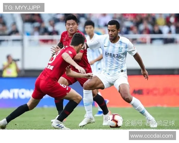 富力与上港激战正酣直播精彩瞬间不容错过 富力与上港激战正酣直播精彩瞬间不容错过